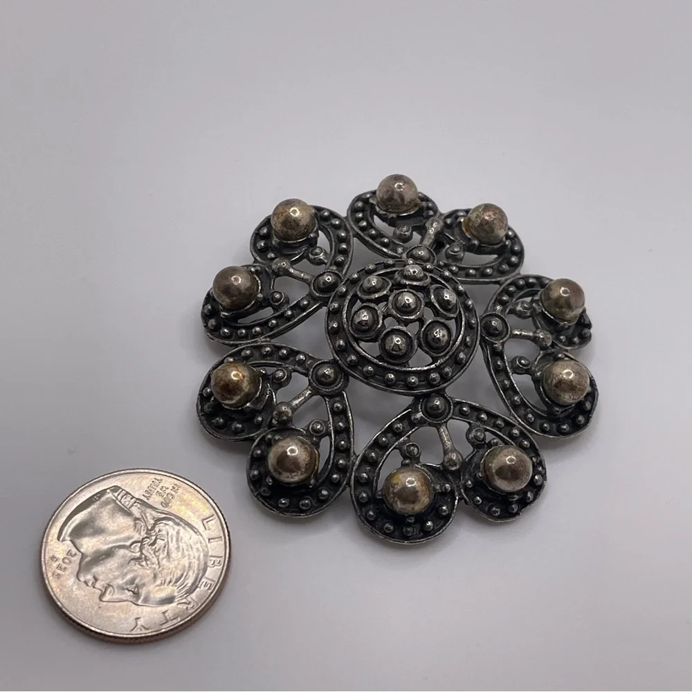 VTG Florenza Victorian Revival Ornate‎ Gunmetal Gothic Pin Brooch 1960s Rare